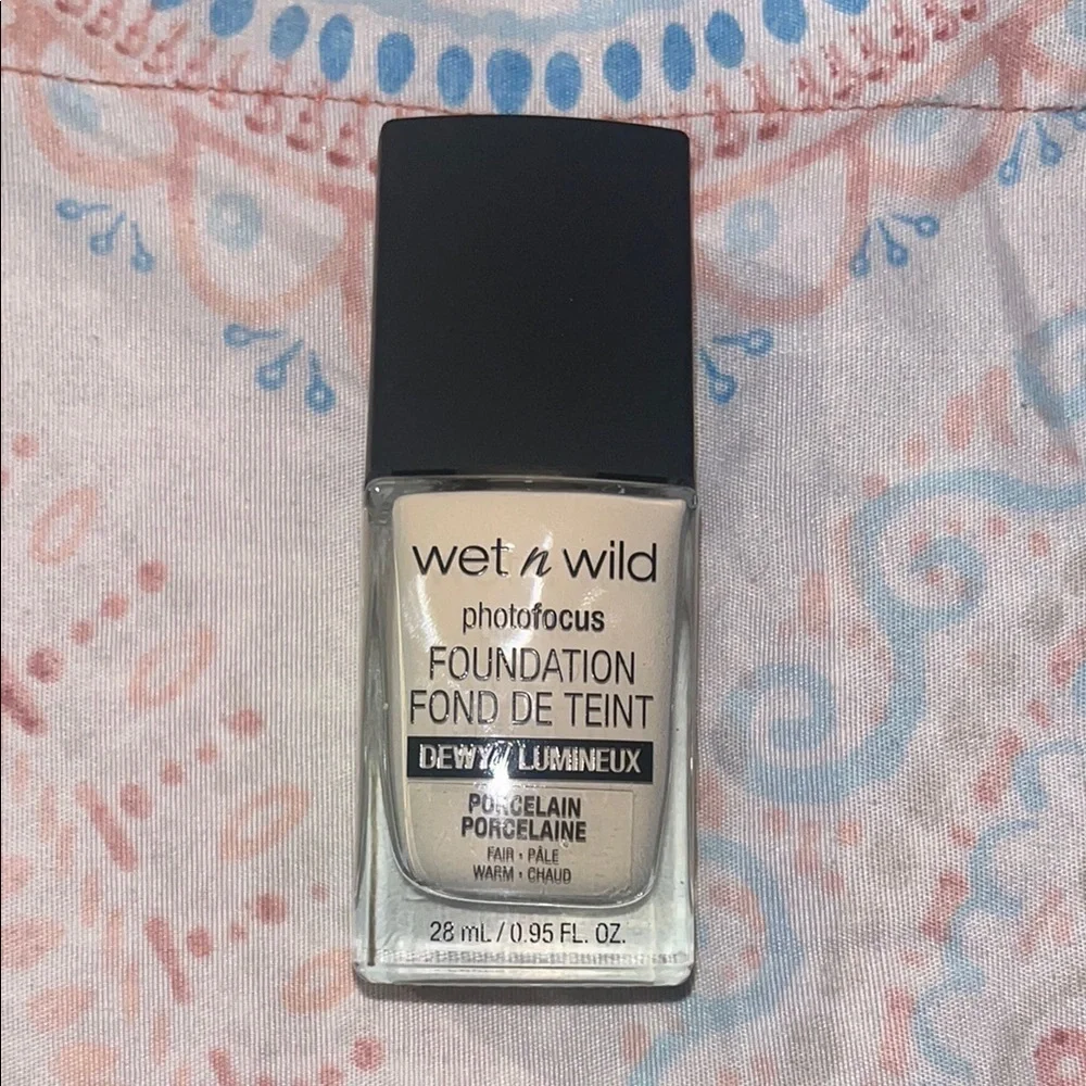 Wet n Wild Photo Focus Foundation - Porcelain